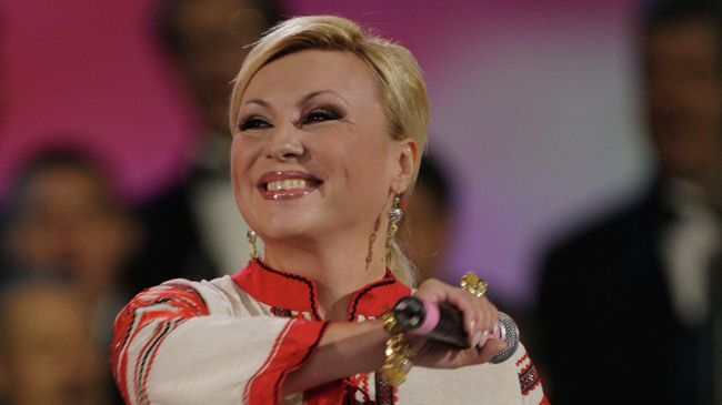 Заслуженная артистка России Валентина Легкоступова Заслуженная артистка России Валентина Легкоступова