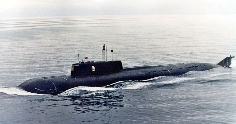 АПЛ Курск в Баренцевом море