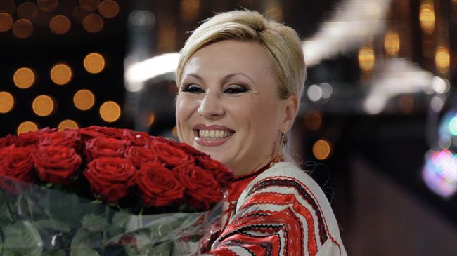 Заслуженная артистка России Валентина Легкоступова Заслуженная артистка России Валентина Легкоступова