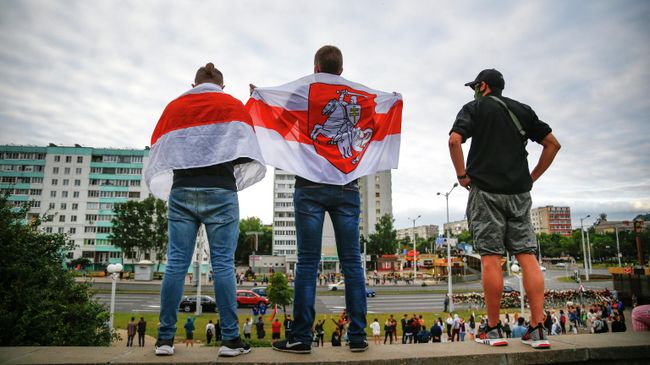 Участники акции протеста в Минске Участники акции протеста в Минске