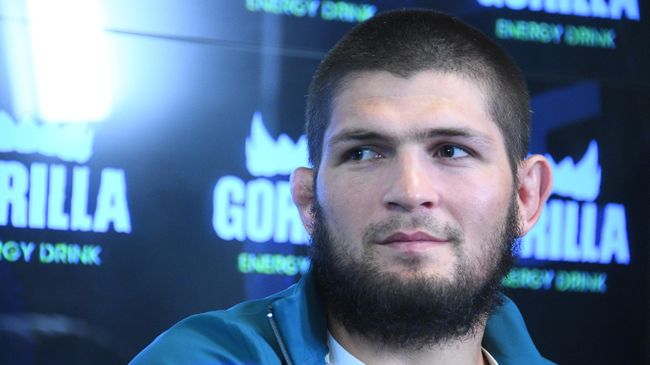 Российский чемпион UFC в лёгком весе Хабиб Нурмагомедов на пресс-конференции в Москве. 25 октября 2020 года под эгидой Ultimate Fighting Championship 254 состоится бой между Хабибом Нурмагомедовым и Джастином Гэтжи в столице Объединённых Арабских Эмиратов - Абу-Даби.