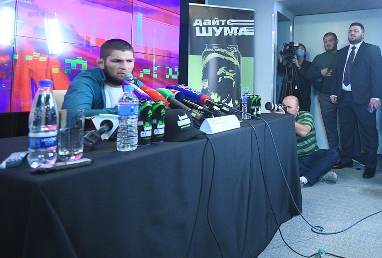 Пресс-конференция чемпиона UFC Х. Нурмагомедова 