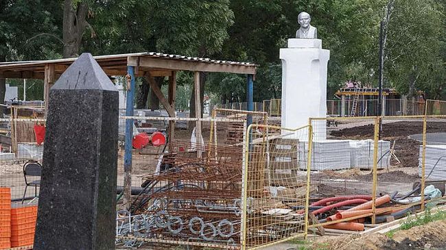 Работы по благоустройству Красной площади в историческом центре Венева Работы по благоустройству Красной площади в историческом центре Венева
