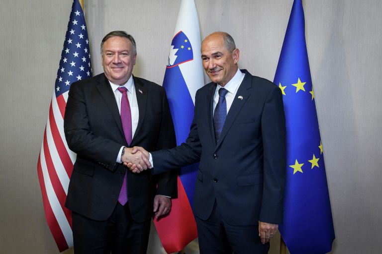 Госсекретарь США Майк Помпео и премьер-министр Словении Янез Яншей в Бледе, Словения Госсекретарь США Майк Помпео и премьер-министр Словении Янез Яншей в Бледе, Словения