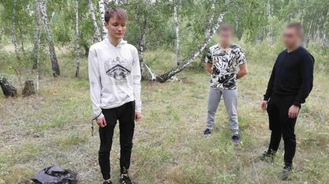 Задержание подозреваемых в попытке сбыта героина в Омской области Задержание подозреваемых в попытке сбыта героина в Омской области