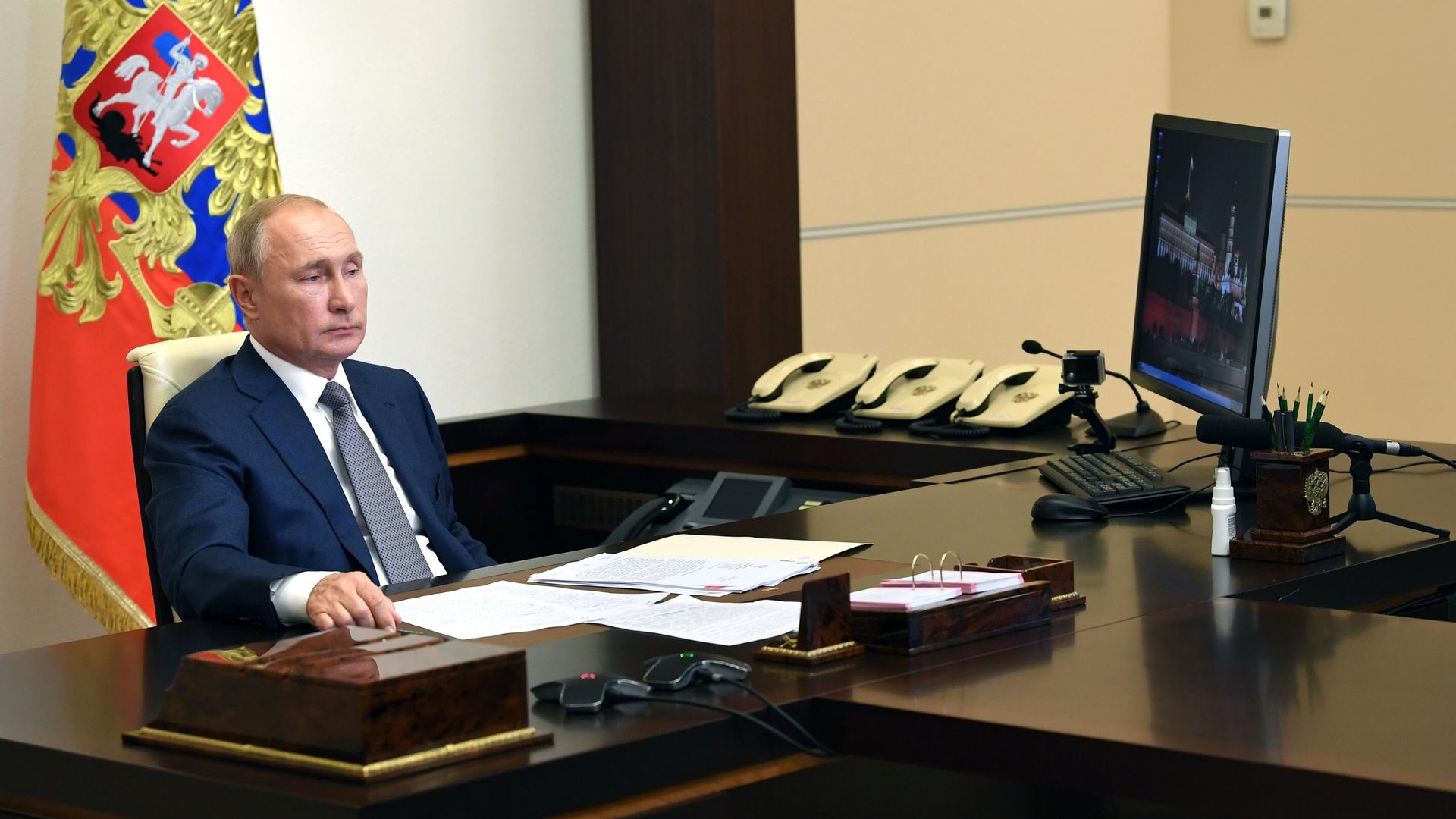 Президент РФ Владимир Путин в Ново-Огарево Президент РФ Владимир Путин в Ново-Огарево - РИА Новости, 1920, 31.10.2023