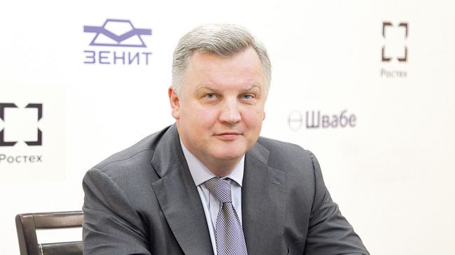 Генеральный директор Красногорского завода им. С.А. Зверева Александр Новиков Генеральный директор Красногорского завода им. С.А. Зверева Александр Новиков