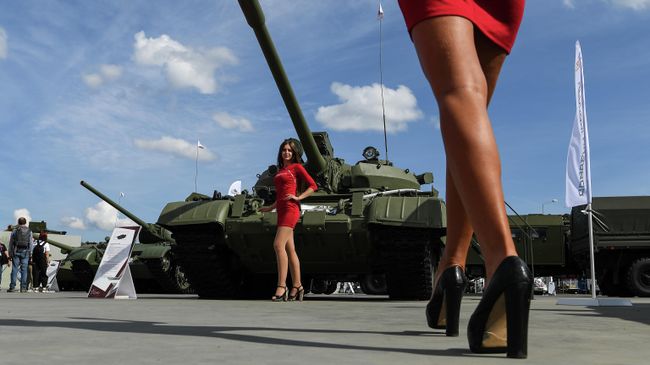 Танк Т-55А в статичной экспозиции выставки на Международном военно-техническом форуме (МВТФ) Армия-2020 в военно-патриотическом парке Патриот Танк Т-55А в статичной экспозиции выставки на Международном военно-техническом форуме (МВТФ) Армия-2020 в военно-патриотическом парке Патриот