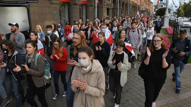 Участники акции протеста в Минске Участники акции протеста в Минске