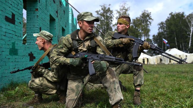 Военнослужащие Вооруженных сил Белоруссии Военнослужащие Вооруженных сил Белоруссии