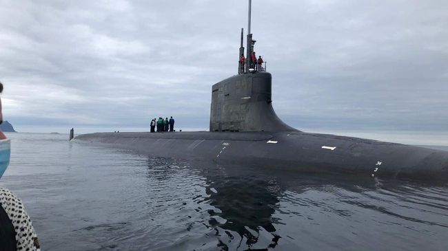 Американская подводная лодка USS Seawolf (SSN 21) у берегов Тромсё. 21 августа 2020 Американская подводная лодка USS Seawolf (SSN 21) у берегов Тромсё. 21 августа 2020
