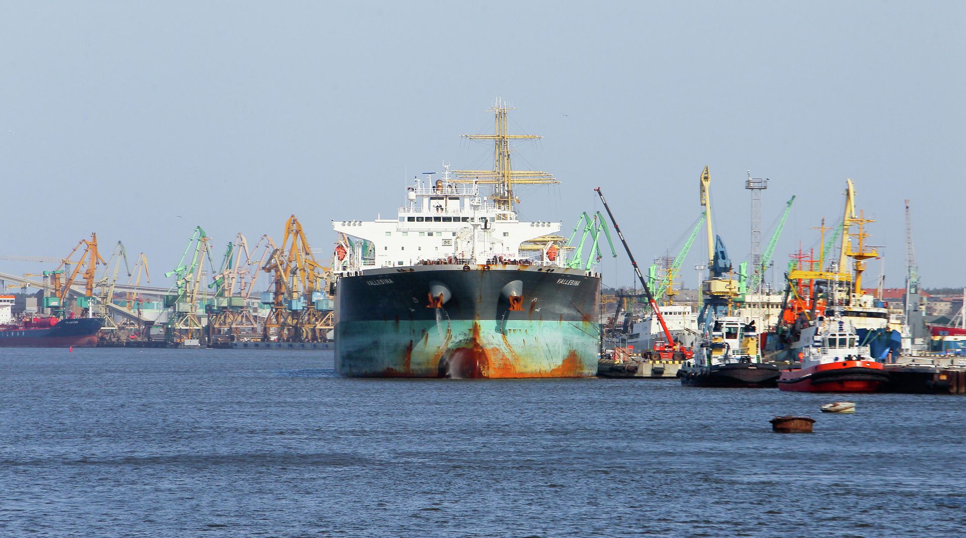 Вид на Клайпедский морской торговый порт Вид на Клайпедский морской торговый порт - РИА Новости, 1920, 12.02.2026