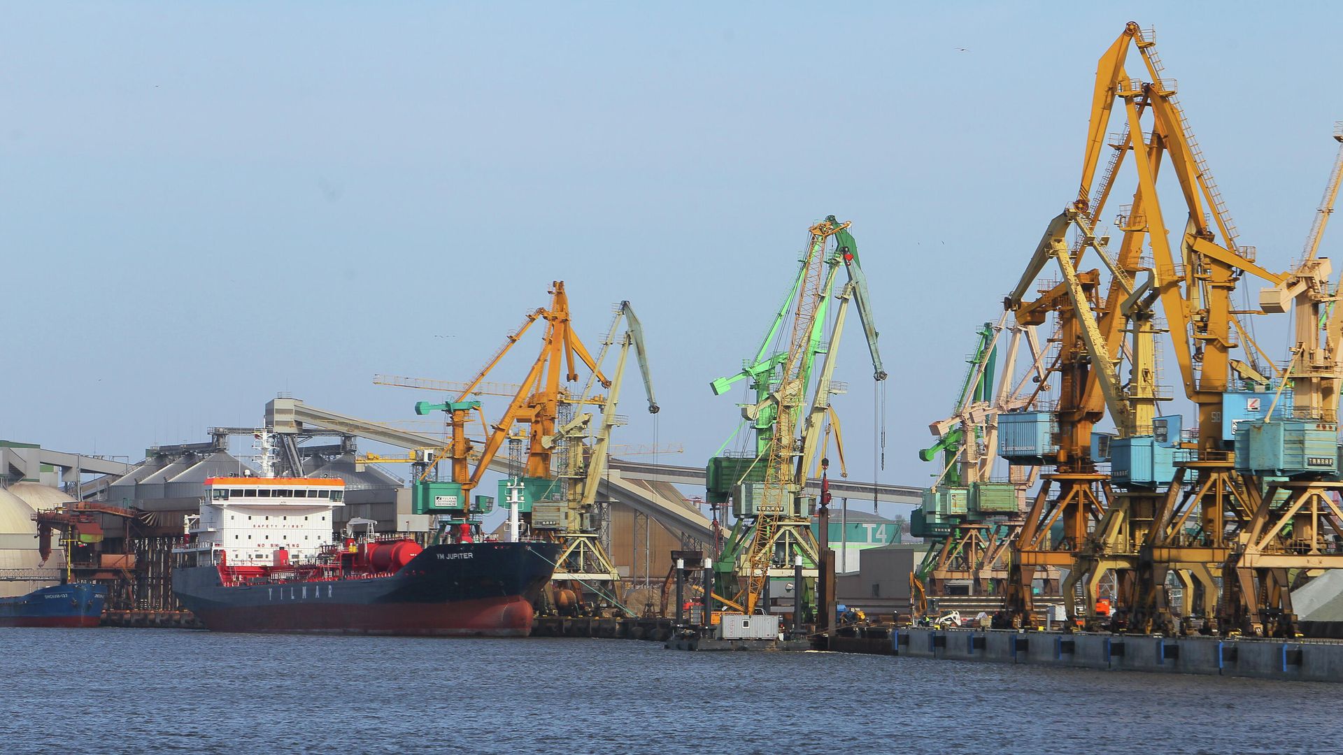 Вид на Клайпедский морской торговый порт - РИА Новости, 1920, 20.06.2022