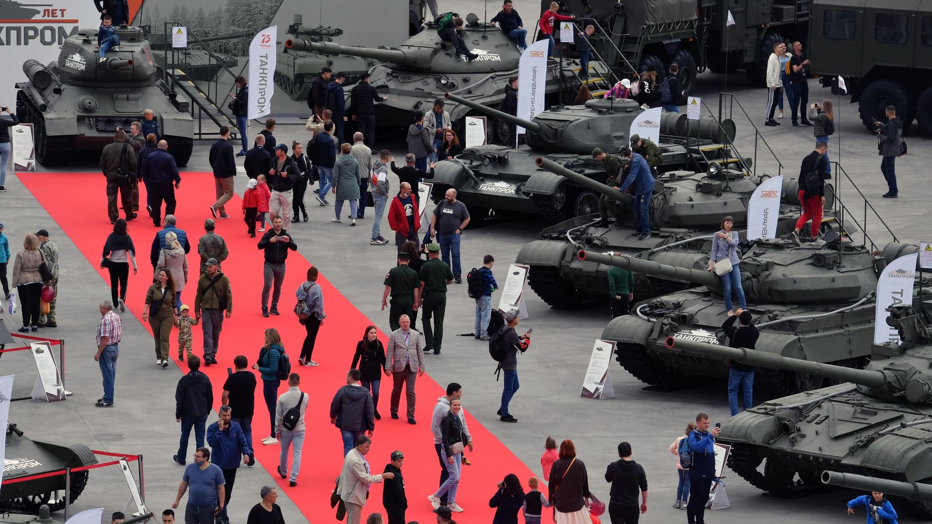 В военно-патриотическом парке Патриот В военно-патриотическом парке Патриот - РИА Новости, 1920, 06.07.2024