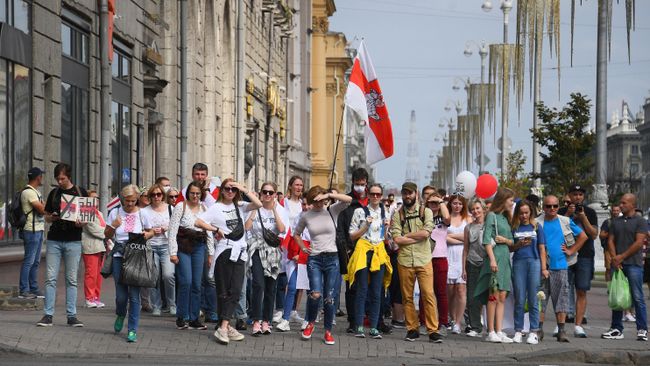 Участники акции протеста на проспекте Независимости в Минске Участники акции протеста на проспекте Независимости в Минске