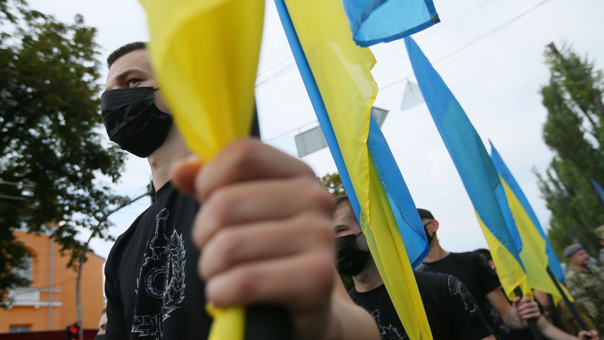 Участники Марша защитников Украины во время акции в рамках празднования Дня независимости страны в Киеве Участники Марша защитников Украины во время акции в рамках празднования Дня независимости страны в Киеве - РИА Новости, 1920, 18.08.2021