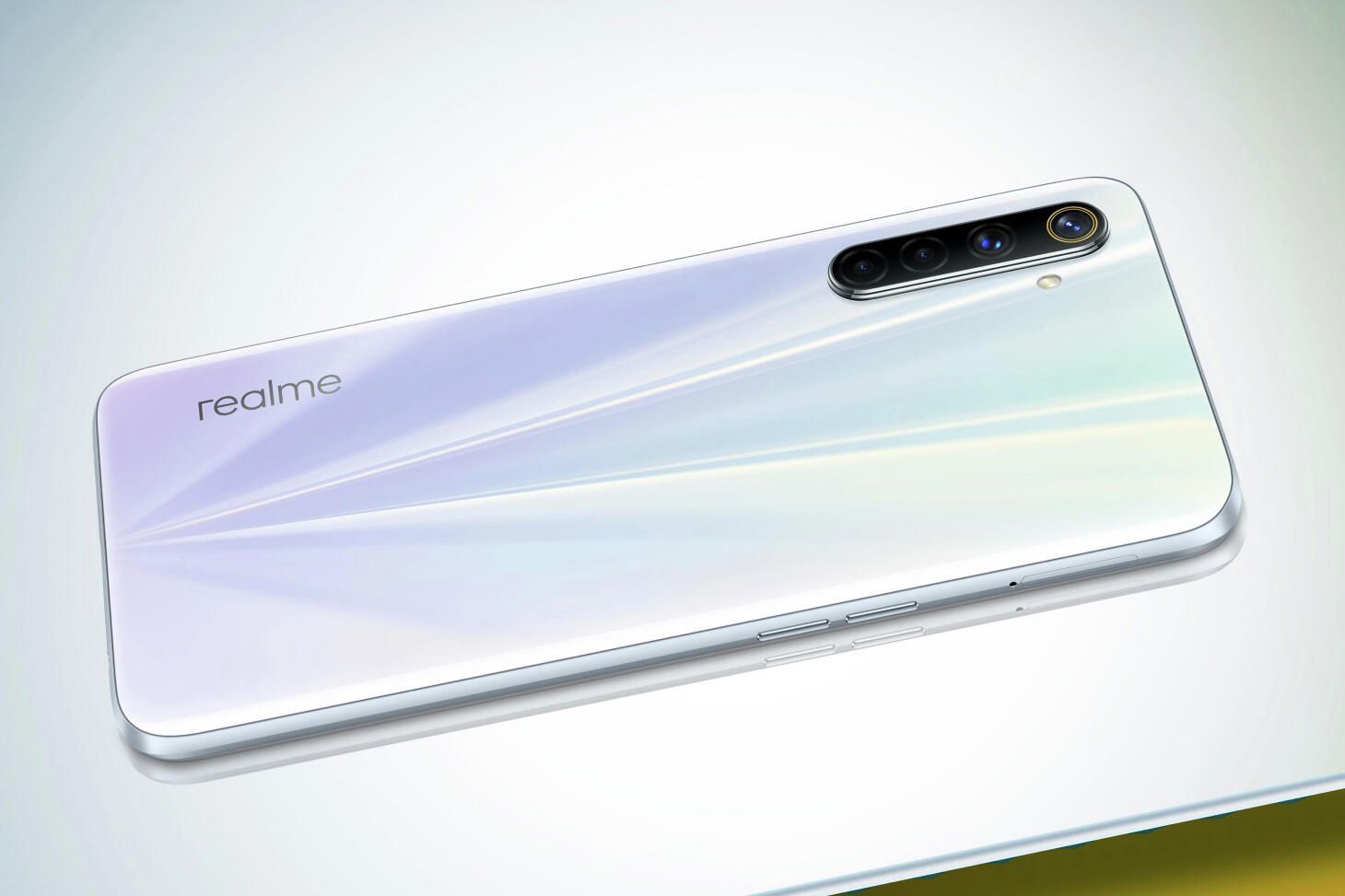 Телефон Realme 6 Телефон Realme 6 - РИА Новости, 1920, 04.09.2020