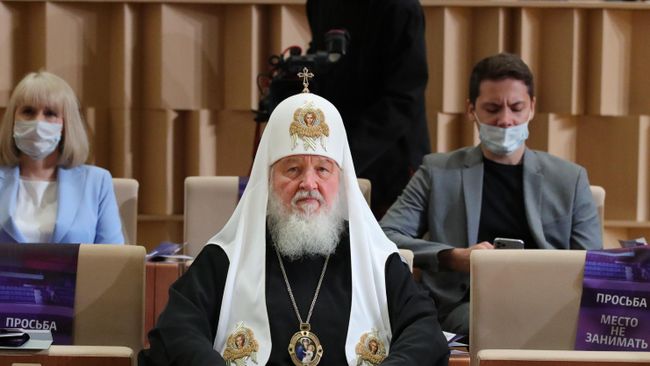 Патриарх Московский и всея Руси Кирилл во время выступления президента РФ Владимира Путина в концертном зале Зарядье