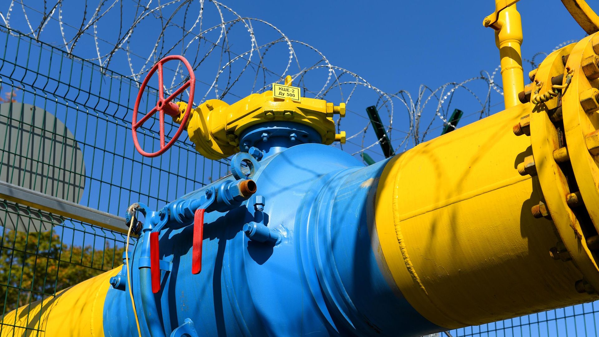 Газопровод высокого давления от ГРС №2 Елабуга Центральная - ПАО Нижнекамскнефтехим Газопровод высокого давления от ГРС №2 Елабуга Центральная - ПАО Нижнекамскнефтехим - РИА Новости, 1920, 26.10.2021