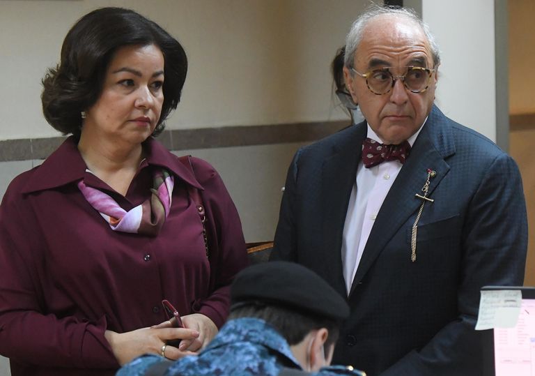 Адвокат семьи погибшего Сергея Захарова Александр Добровинский в здании Пресненского суда города Москвы Адвокат семьи погибшего Сергея Захарова Александр Добровинский в здании Пресненского суда города Москвы