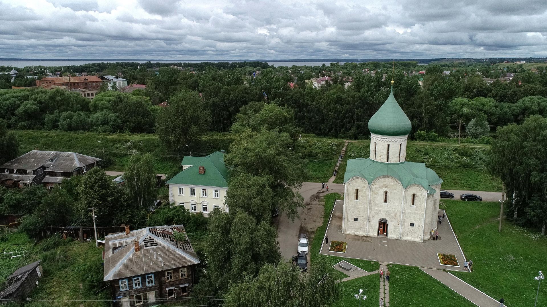 Спасо-Преображенский собор в Переславле-Залесском Спасо-Преображенский собор в Переславле-Залесском - РИА Новости, 1920, 02.09.2022
