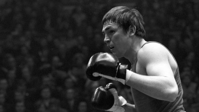 Абсолютный чемпион Советского Союза по боксу 1974 года Евгений Горстков. Абсолютный чемпион Советского Союза по боксу 1974 года Евгений Горстков.