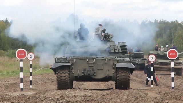 Армата и полет других сорокатонных танков Армата и полет других сорокатонных танков - РИА Новости, 1920, 27.08.2021