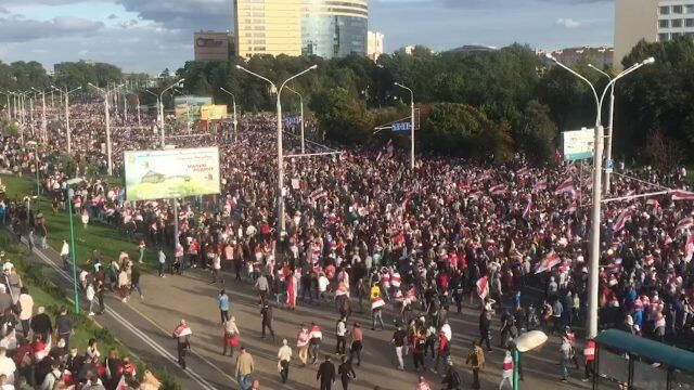 Силовики в Минске подготовили водометы против митингующих - РИА Новости, 1920, 13.09.2020
