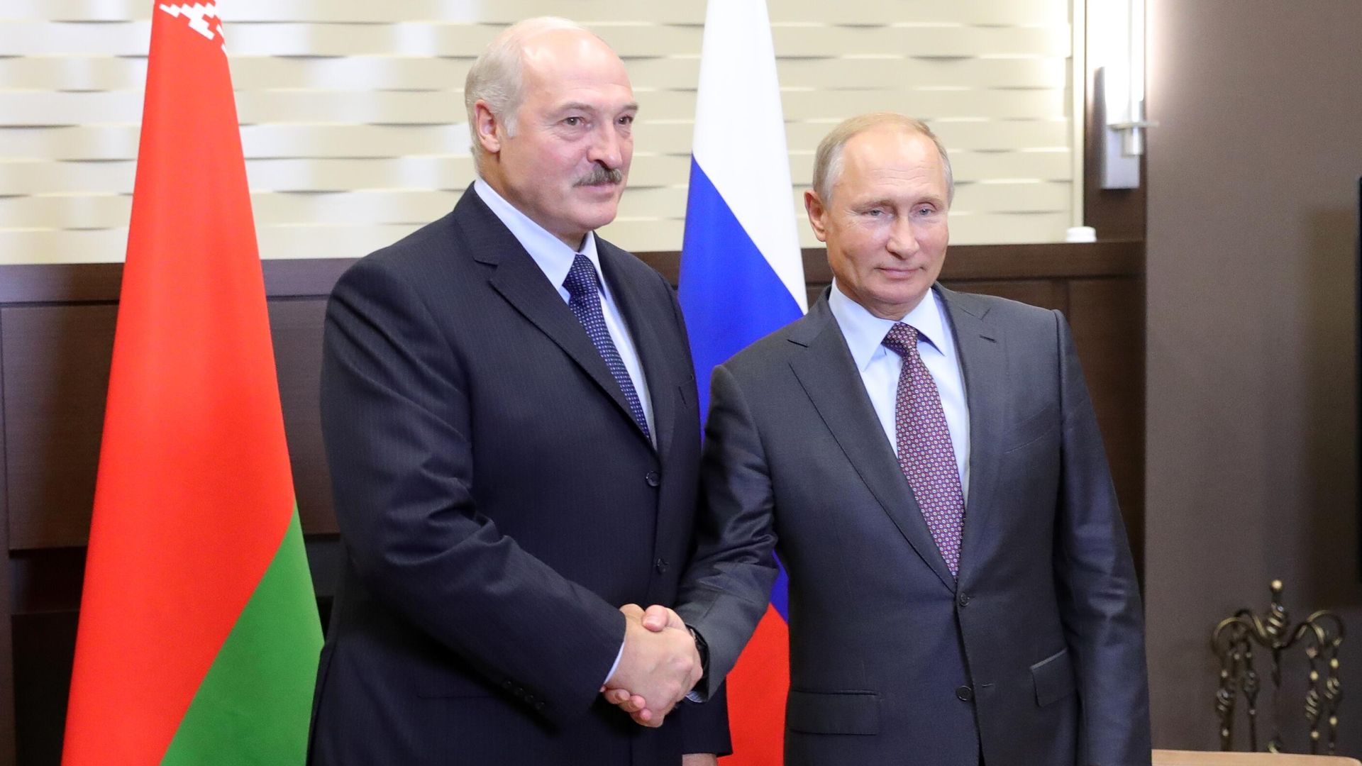 Президент РФ Владимир Путин и президент Белоруссии Александр Лукашенко Президент РФ Владимир Путин и президент Белоруссии Александр Лукашенко - РИА Новости, 1920, 02.04.2022