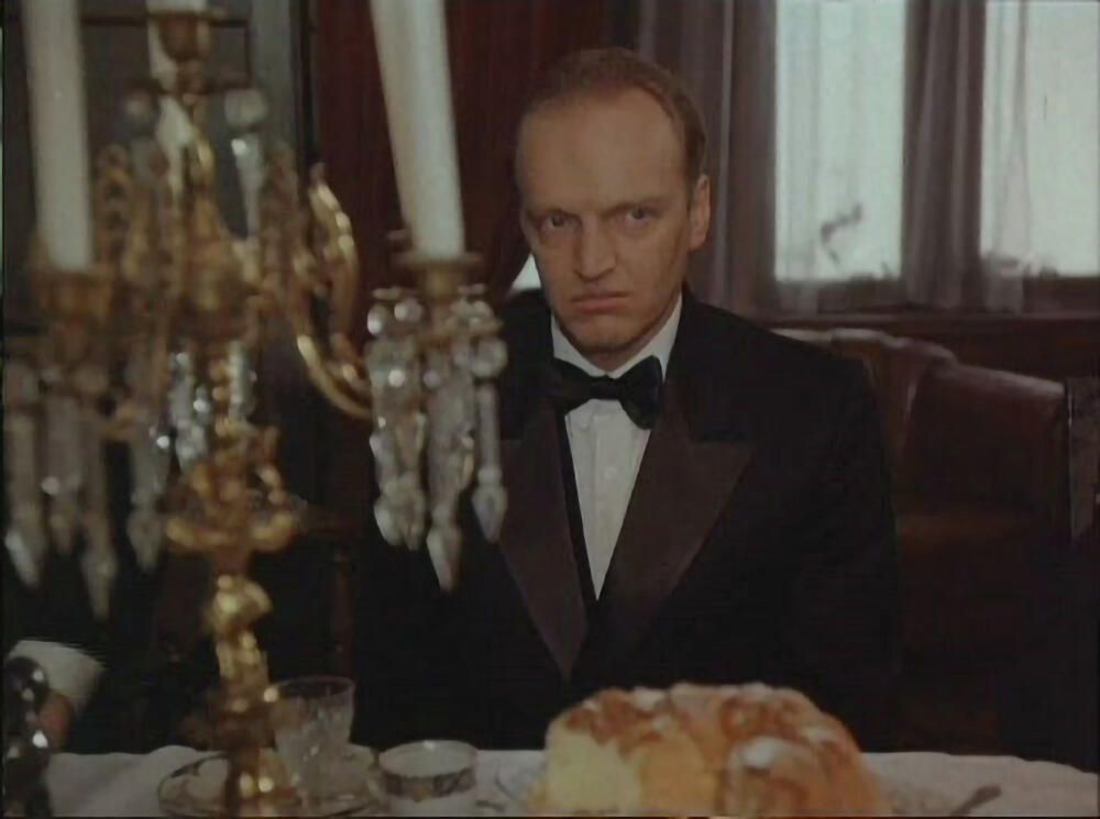 Александр Кайдановский в фильме Десять негритят(1987) Александр Кайдановский в фильме Десять негритят(1987) - РИА Новости, 1920, 24.04.2025