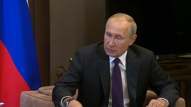 Путин: Россия предоставит Белоруссии в этот сложный момент кредит в $1,5 млрд Путин: Россия предоставит Белоруссии в этот сложный момент кредит в $1,5 млрд - РИА Новости, 1920, 14.09.2020