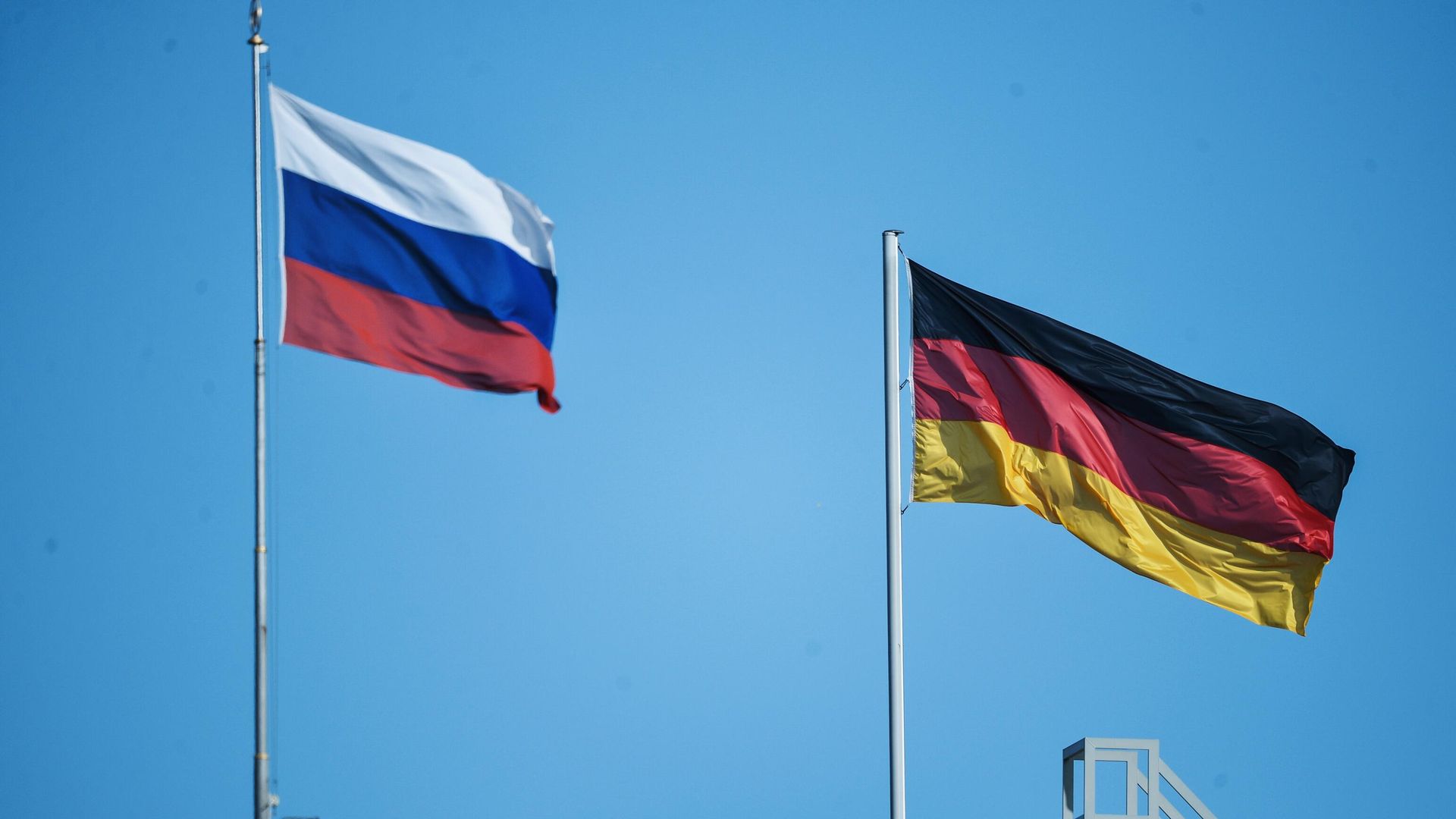 Флаг России и Германии в Берлине Флаг России и Германии в Берлине - РИА Новости, 1920, 01.09.2026