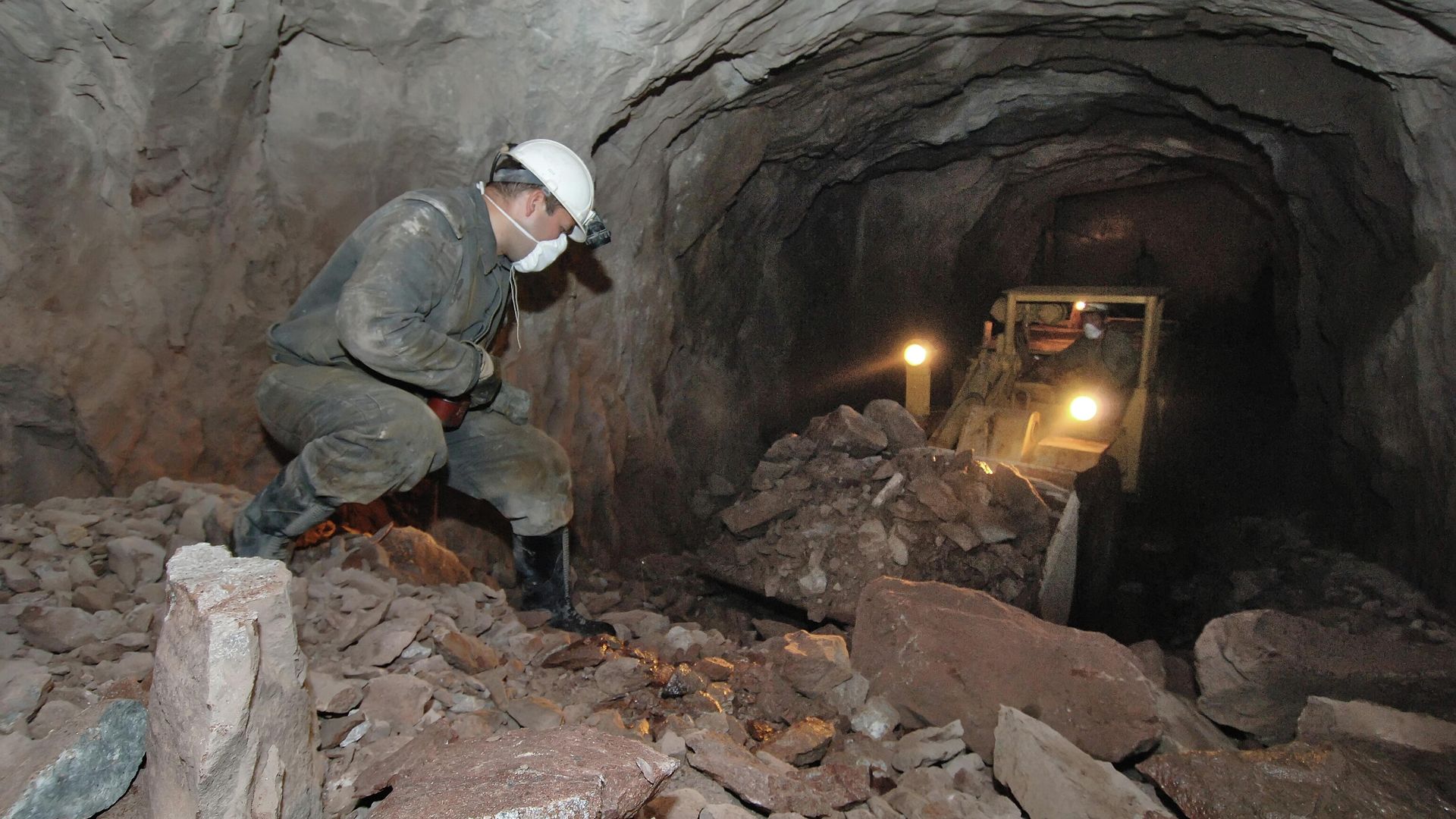 Добыча урановой руды Добыча урановой руды - РИА Новости, 1920, 14.01.2026
