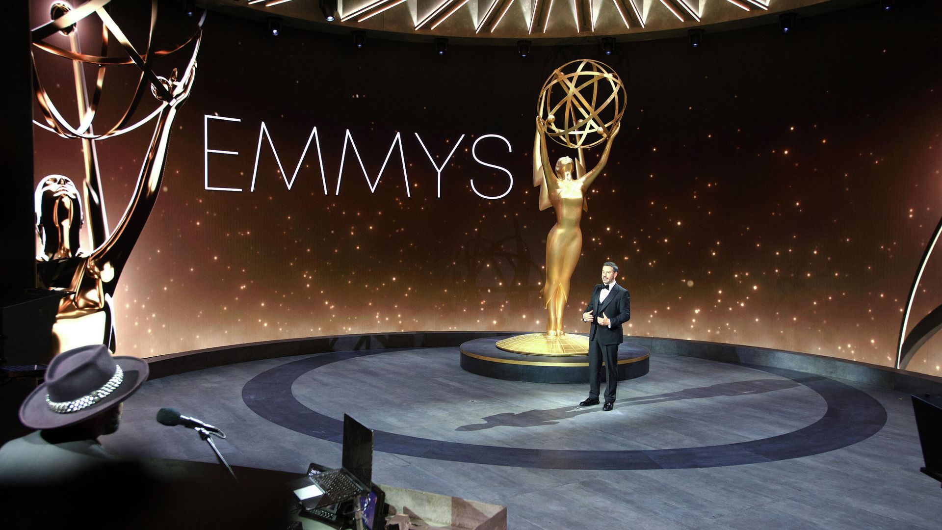 Джимми Киммел, ведущий премии Эмми-2020 Джимми Киммел, ведущий премии Эмми-2020 - РИА Новости, 1920, 21.09.2020