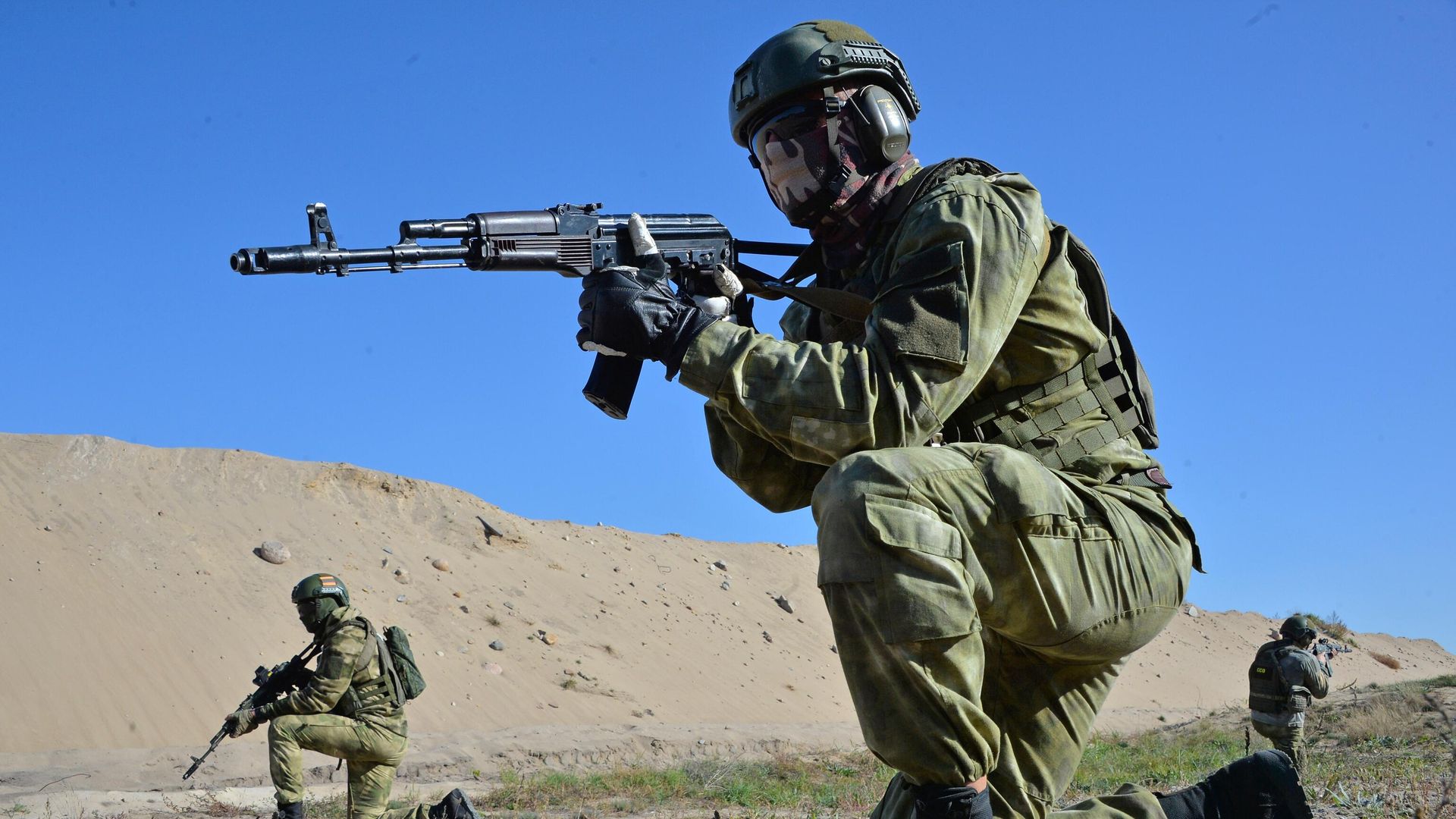 Военнослужащие во время учений Славянское братство - 2020 Военнослужащие во время учений Славянское братство - 2020 - РИА Новости, 1920, 16.12.2021