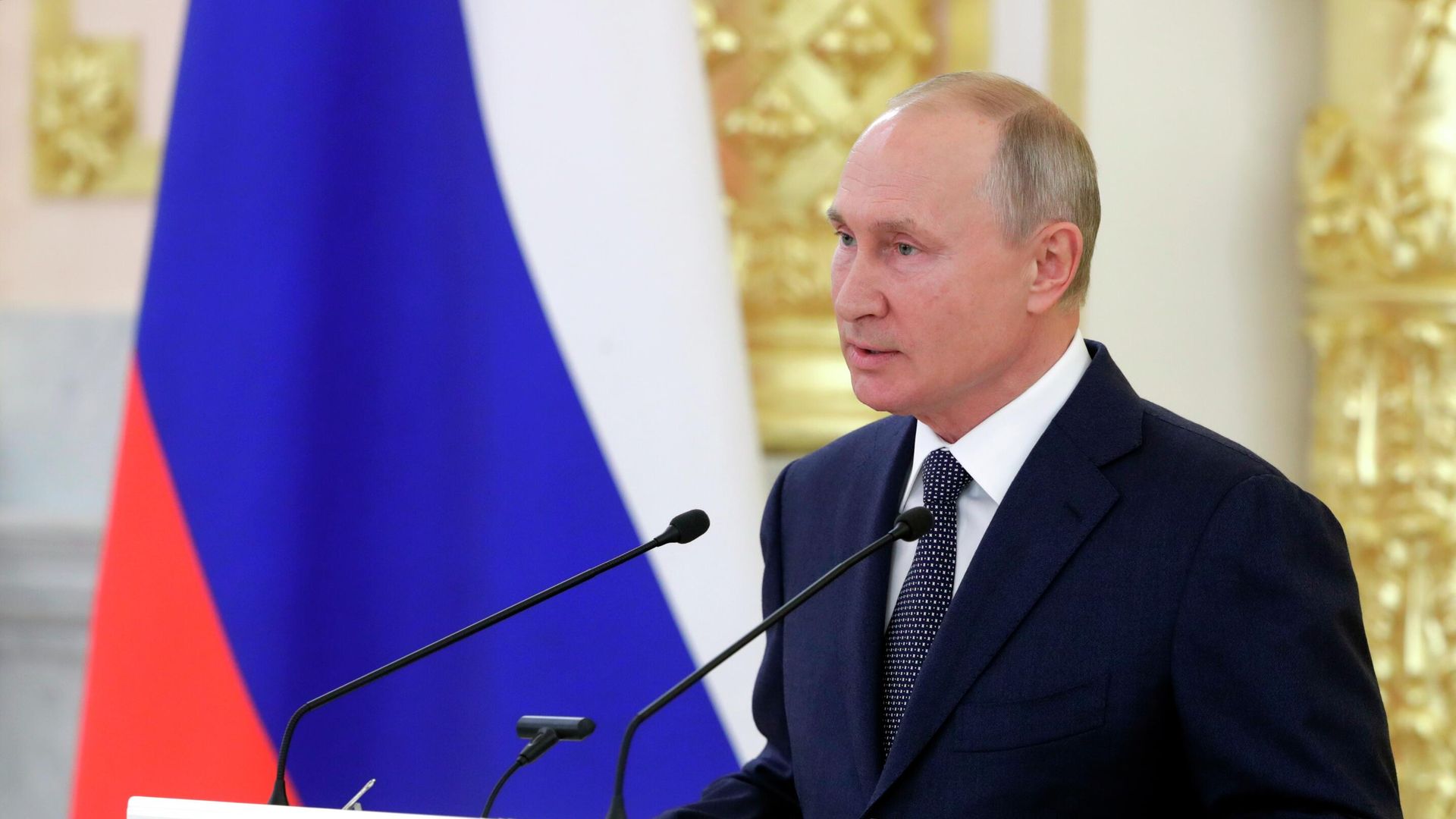 Президент РФ Владимир Путин выступает перед членами Совета Федерации Федерального Собрания Российской Федерации - РИА Новости, 1920, 24.09.2020
