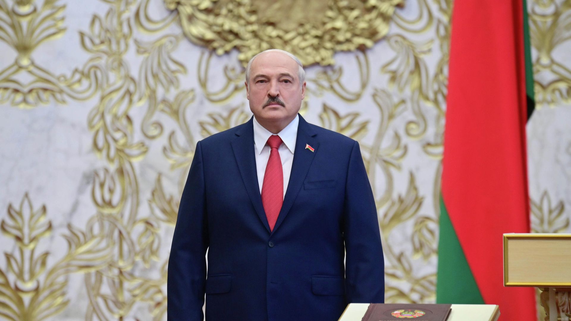 Президент Белоруссии Александр Лукашенко на церемонии инаугурации в Минске Президент Белоруссии Александр Лукашенко на церемонии инаугурации в Минске - РИА Новости, 1920, 01.10.2020