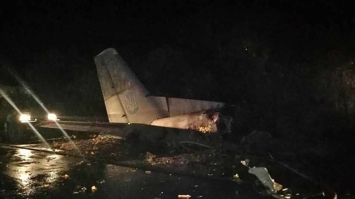 На месте крушения военно-транспортного самолета Ан-26 ВВС Украины под Харьковом - РИА Новости, 1920, 25.09.2020