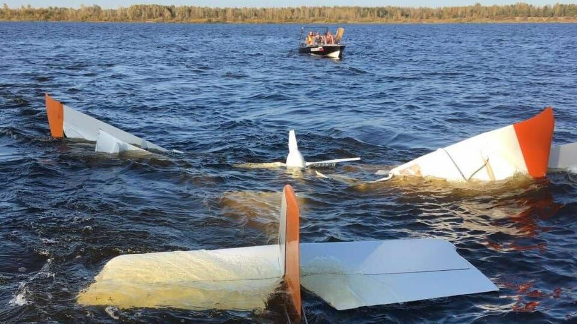 На месте падения легкомоторного самолета в Нижегородской области На месте падения легкомоторного самолета в Нижегородской области - РИА Новости, 1920, 27.09.2020