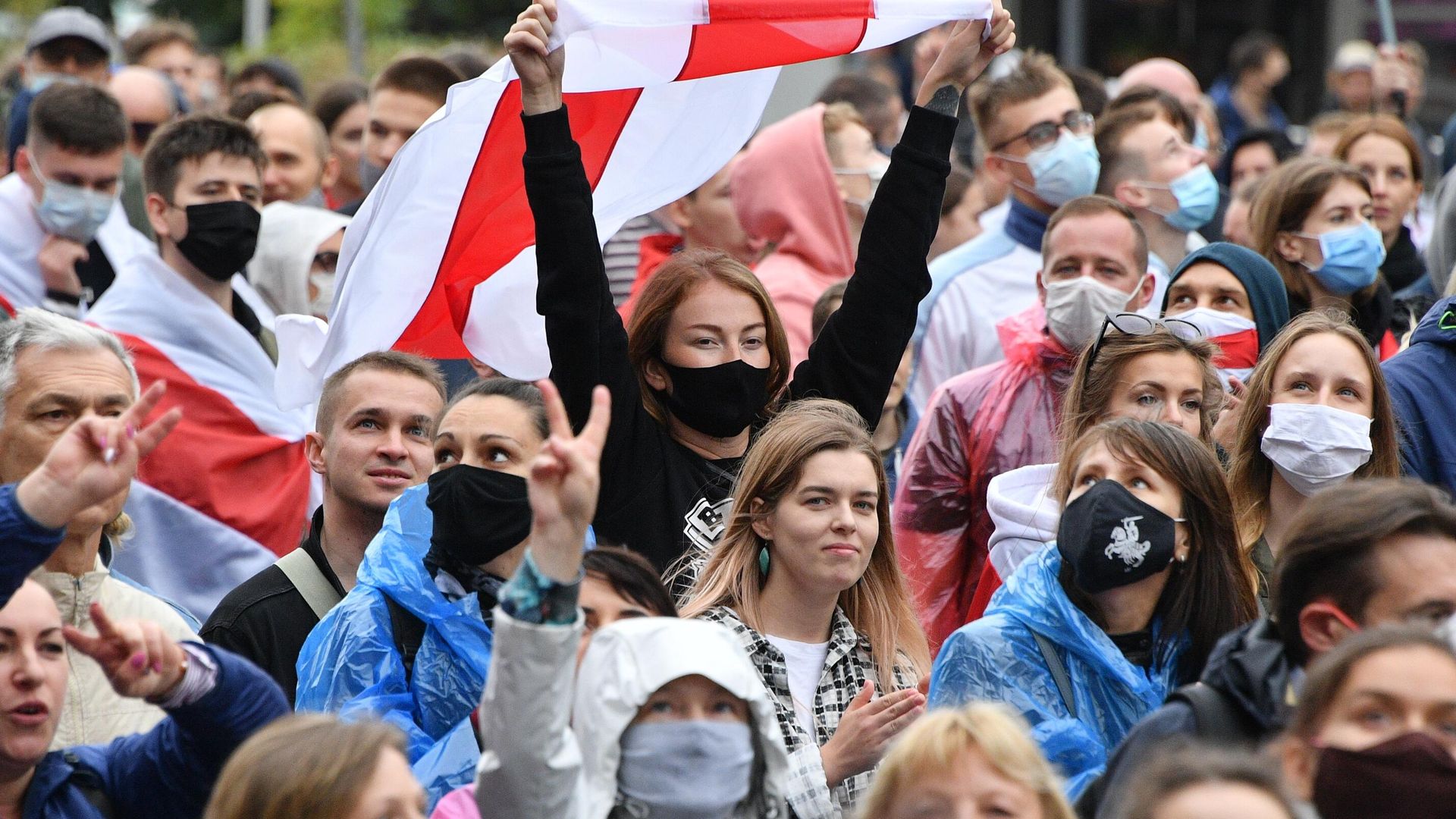 Во время несанкционированной акции протеста оппозиции в Минске Во время несанкционированной акции протеста оппозиции в Минске - РИА Новости, 1920, 28.09.2020