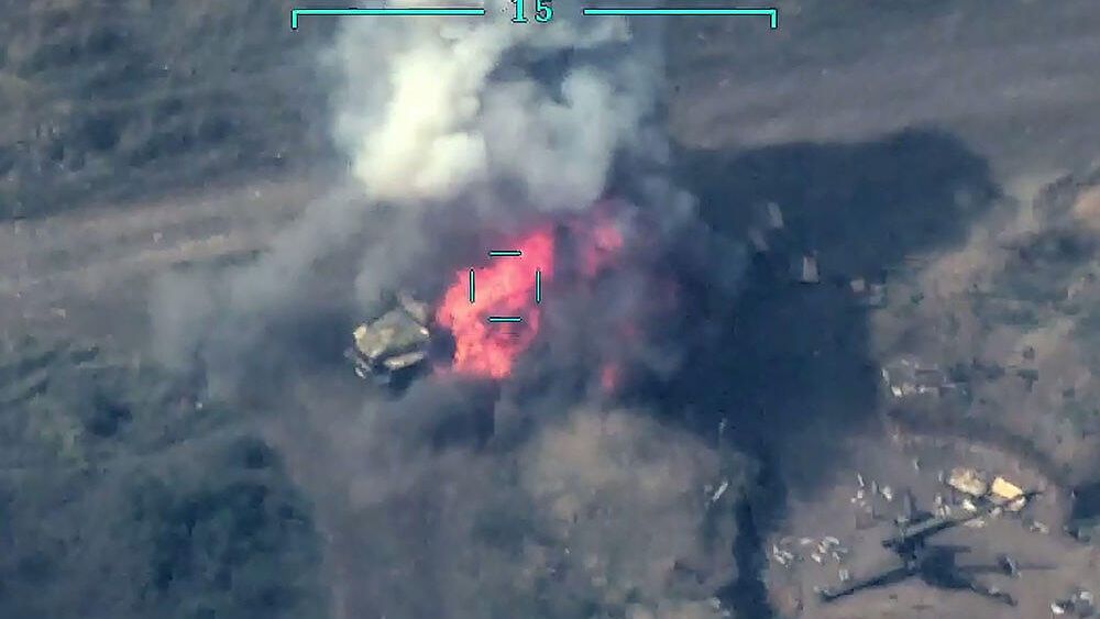 Кадр видео Министерства обороны Азербайджана Кадр видео Министерства обороны Азербайджана - РИА Новости, 1920, 29.09.2020