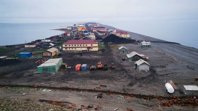 Вид на поселок с сопки Вид на поселок с сопки