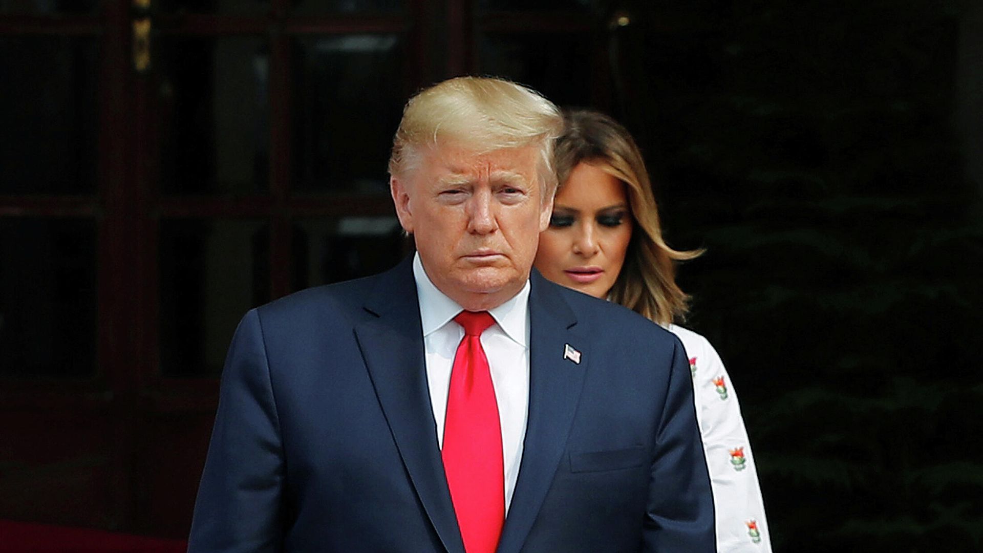 Президент США Дональд Трамп и его жена Меланья Президент США Дональд Трамп и его жена Меланья - РИА Новости, 1920, 02.10.2020