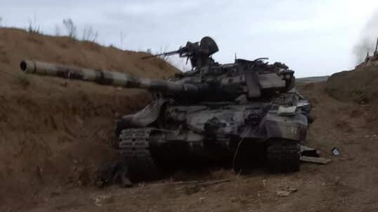 Захваченный армянскими силами азербайджанский танк Т-90 Захваченный армянскими силами азербайджанский танк Т-90 - РИА Новости, 1920, 06.11.2020