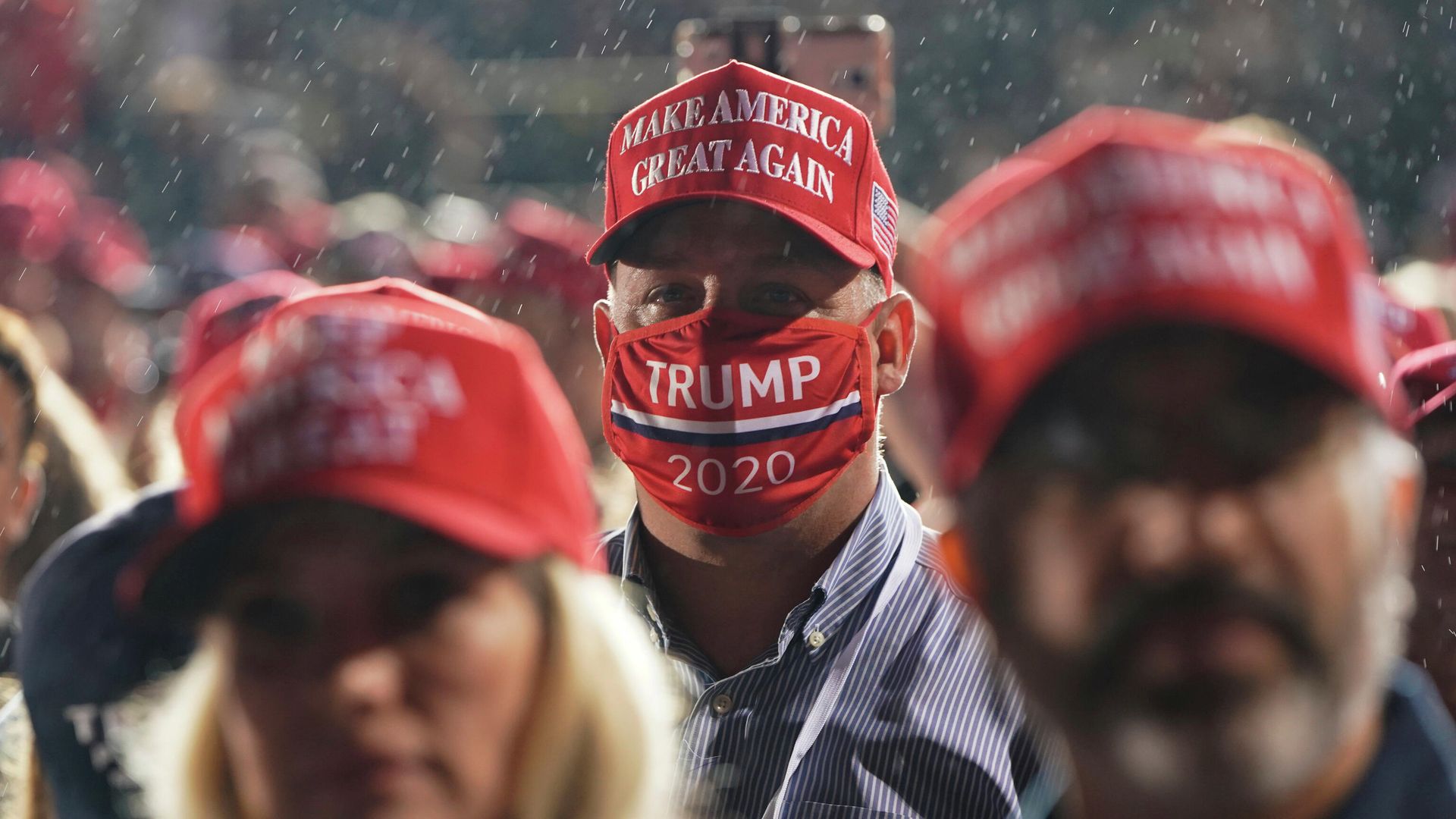 Сторонники Дональда Трампа на встрече в Пенсильвании Сторонники Дональда Трампа на встрече в Пенсильвании - РИА Новости, 1920, 21.10.2020