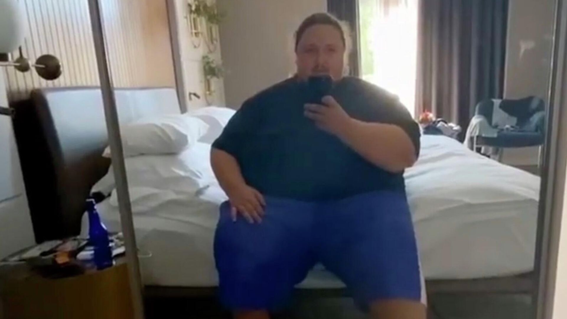 Скриншот видео из Instagram Луки Затравкина Скриншот видео из Instagram Луки Затравкина - РИА Новости, 1920, 13.03.2022