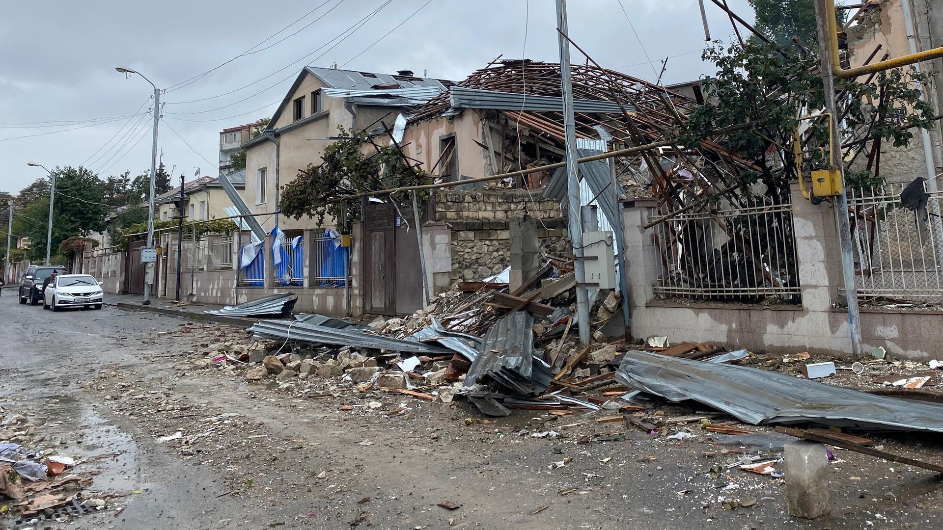Дома в Степанакерте, разрушенные после обстрела Дома в Степанакерте, разрушенные после обстрела - РИА Новости, 1920, 10.10.2020