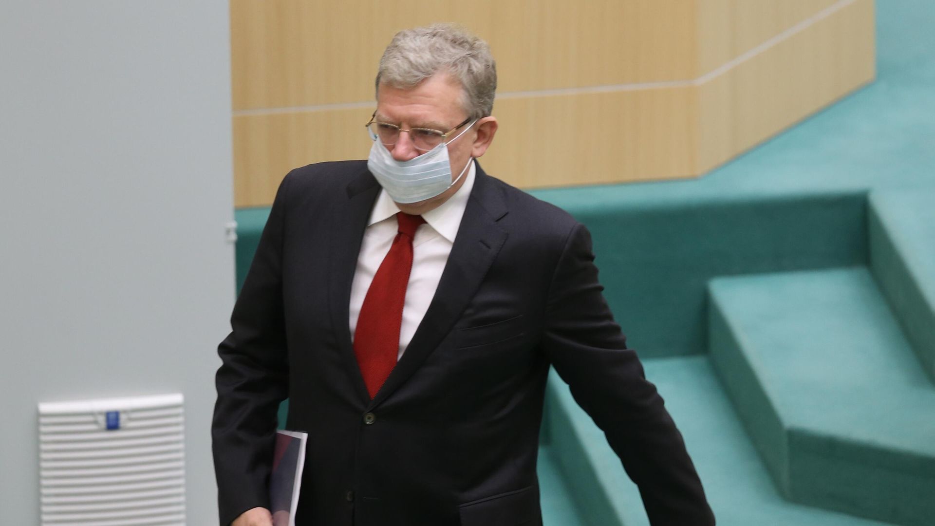 Председатель Счетной палаты РФ Алексей Кудрин на заседании Совета Федерации - РИА Новости, 1920