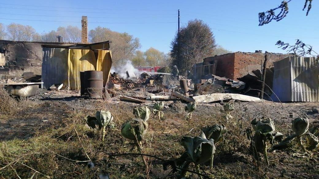 Ситуация в деревне Шелемишевские Хутора в Рязанской области, пострадавшей в результате пожара на военных складах Ситуация в деревне Шелемишевские Хутора в Рязанской области, пострадавшей в результате пожара на военных складах - РИА Новости, 1920, 09.10.2020
