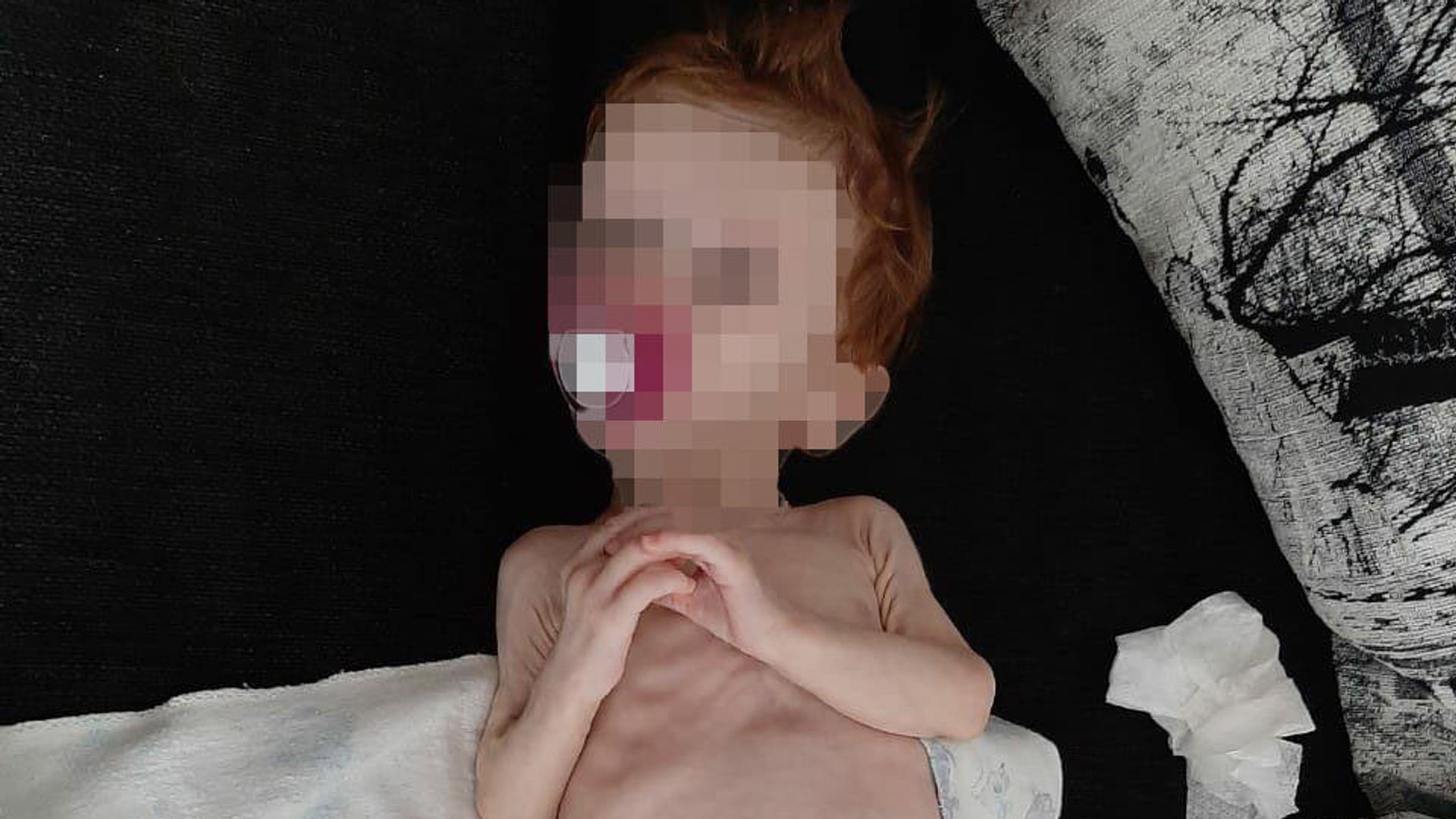 Фотография девочки, которую с рождения держали в шкафу Фотография девочки, которую с рождения держали в шкафу - РИА Новости, 1920, 12.10.2020